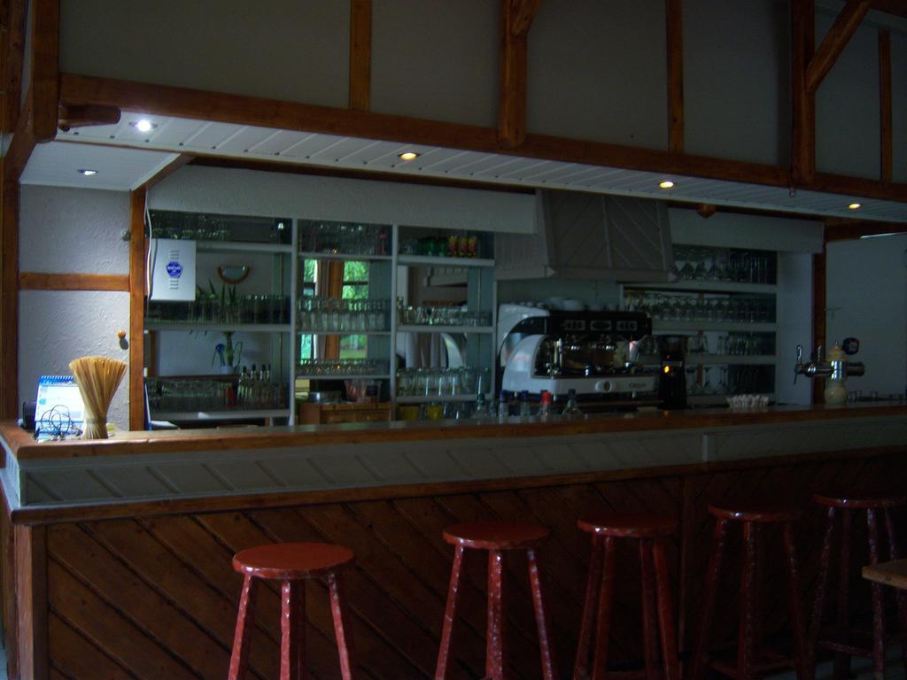 Hotel Edelweiss Magland Bagian luar foto